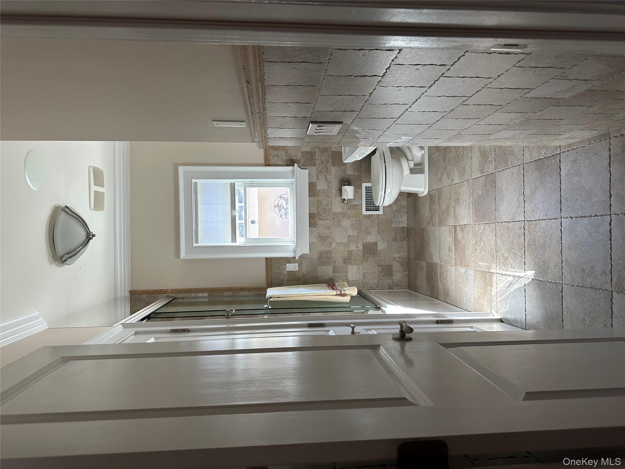 #15 photo, Farmingville, サフォーク郡 Farmingville , NY 11738