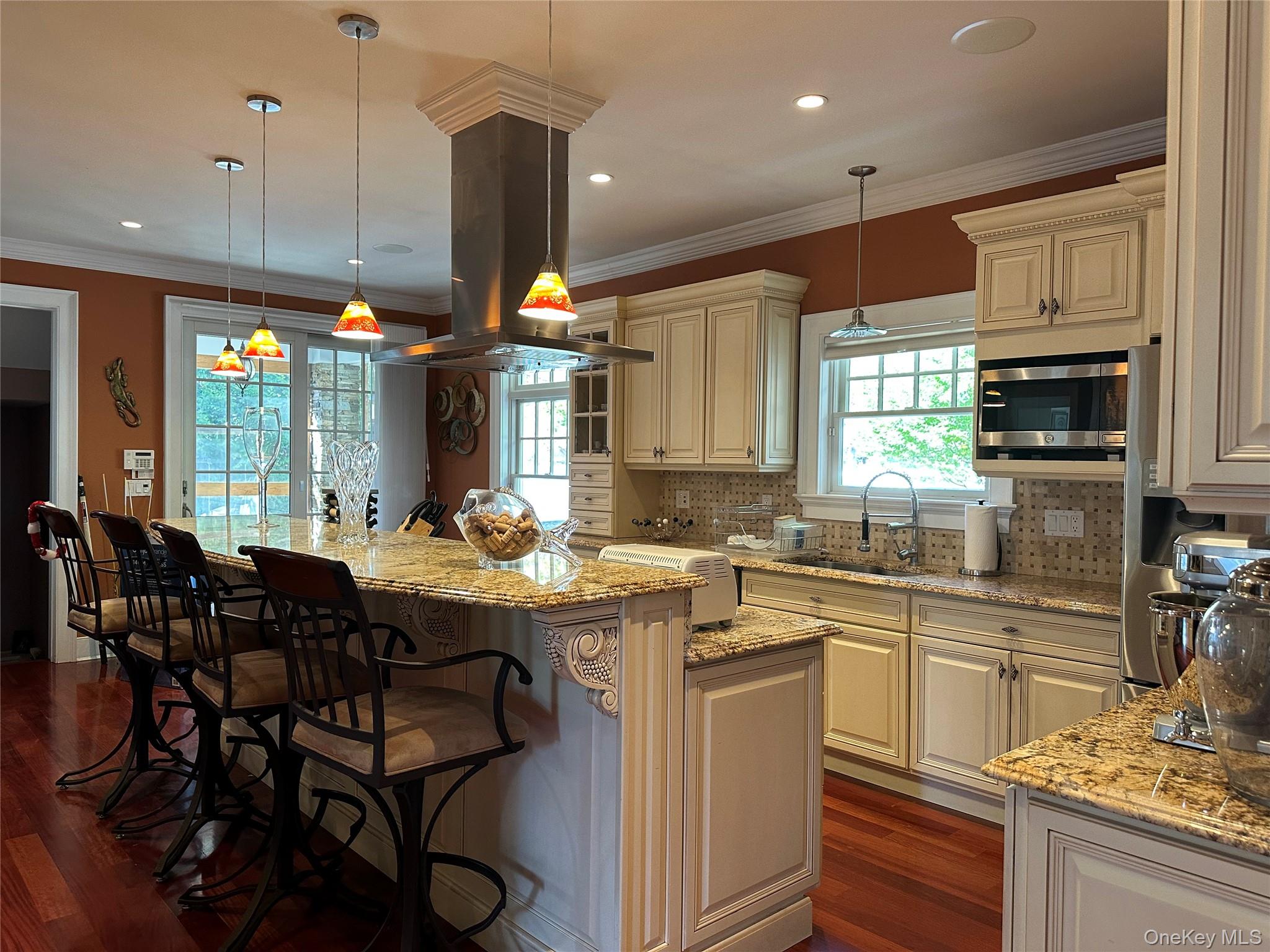 #19 photo, Farmingville, サフォーク郡 Farmingville , NY 11738