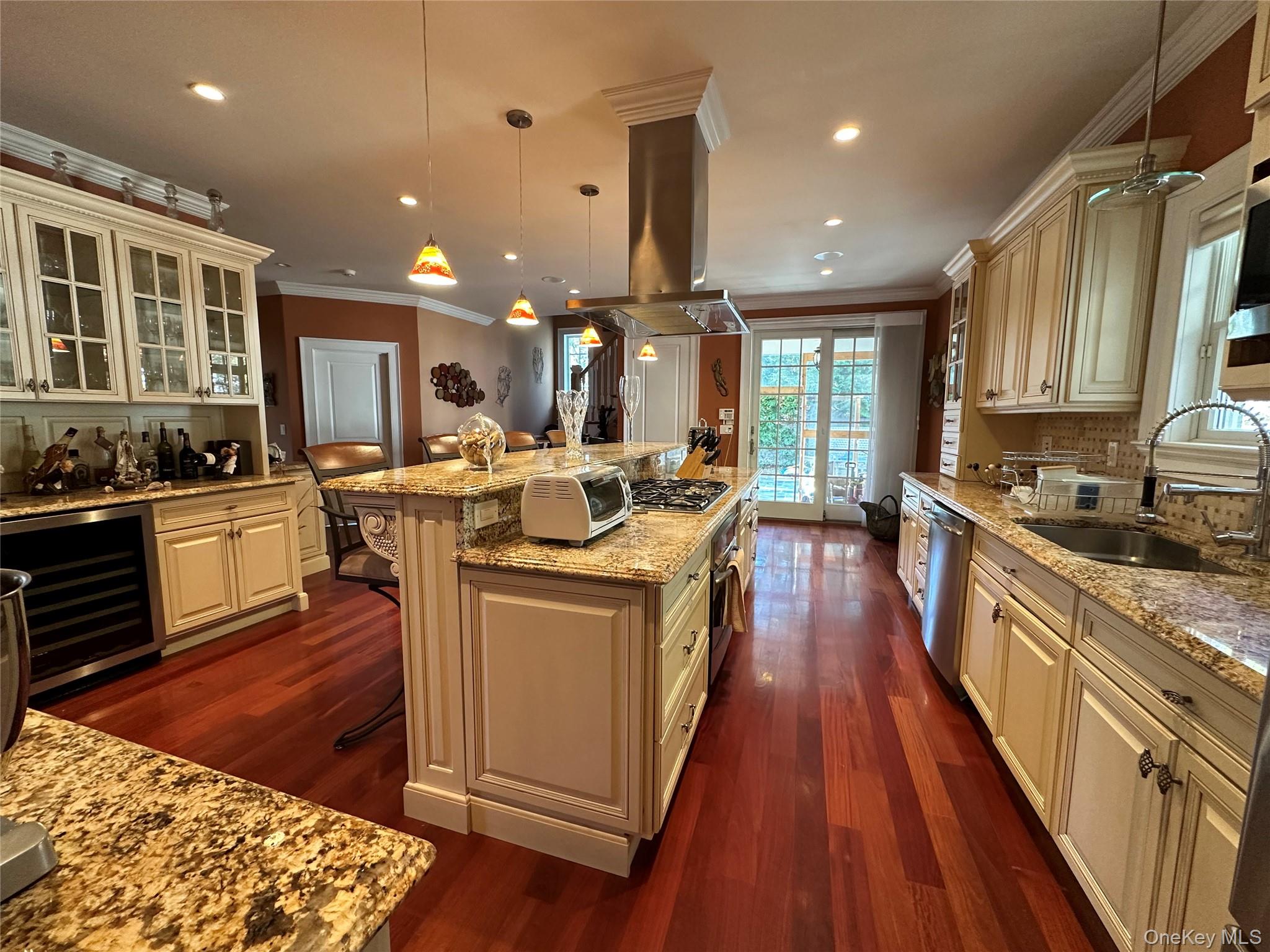 #20 photo, Farmingville, サフォーク郡 Farmingville , NY 11738