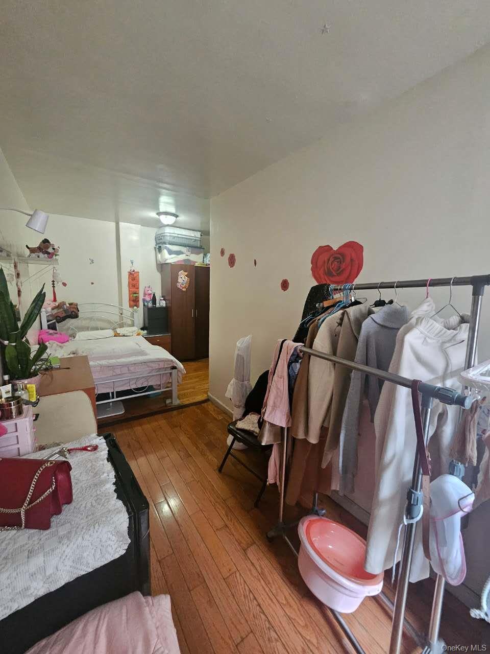 #4 photo, 43-43 Kissena Blvd, クイーンズ区 Flushing , NY 11355