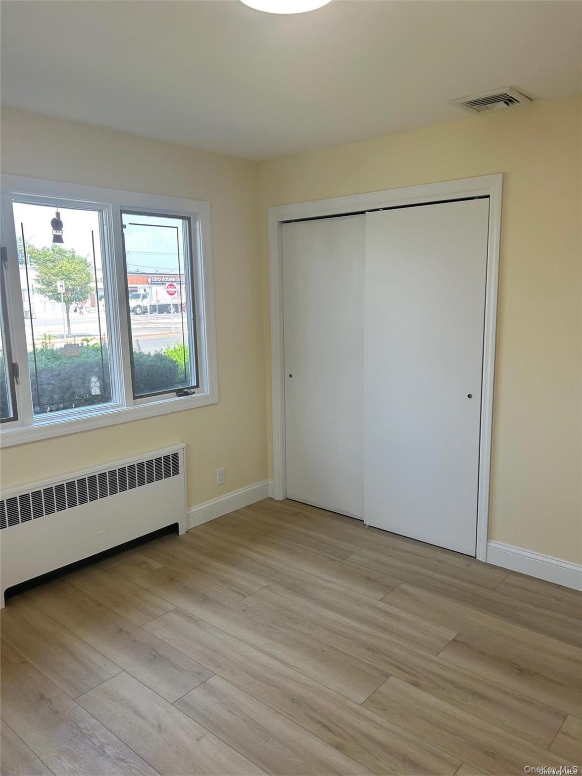 #13 photo, 630 E Park Avenue, ナッソー郡 Long Beach , NY 11561