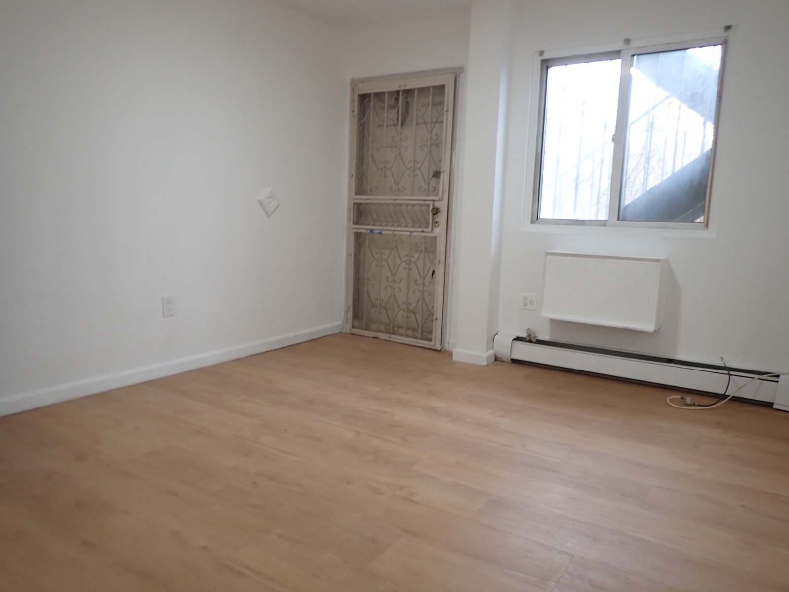 #8 photo, 1174  SHERMAN AVENUE , #2, Concourse Village , NY 10456