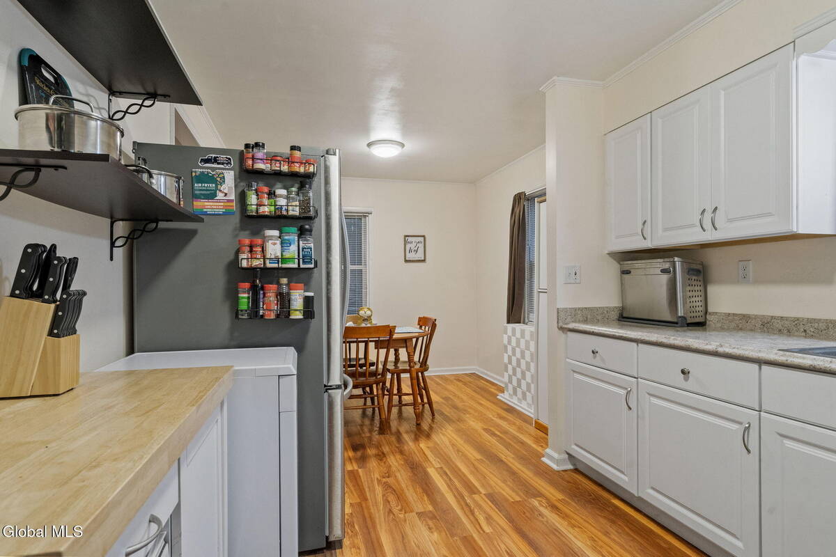 #10 photo, 11 Lilac Lane, Troy , NY 12180