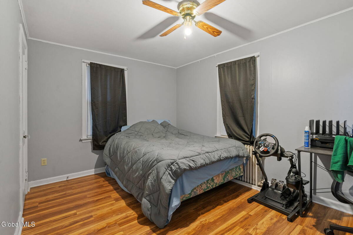 #22 photo, 11 Lilac Lane, Troy , NY 12180