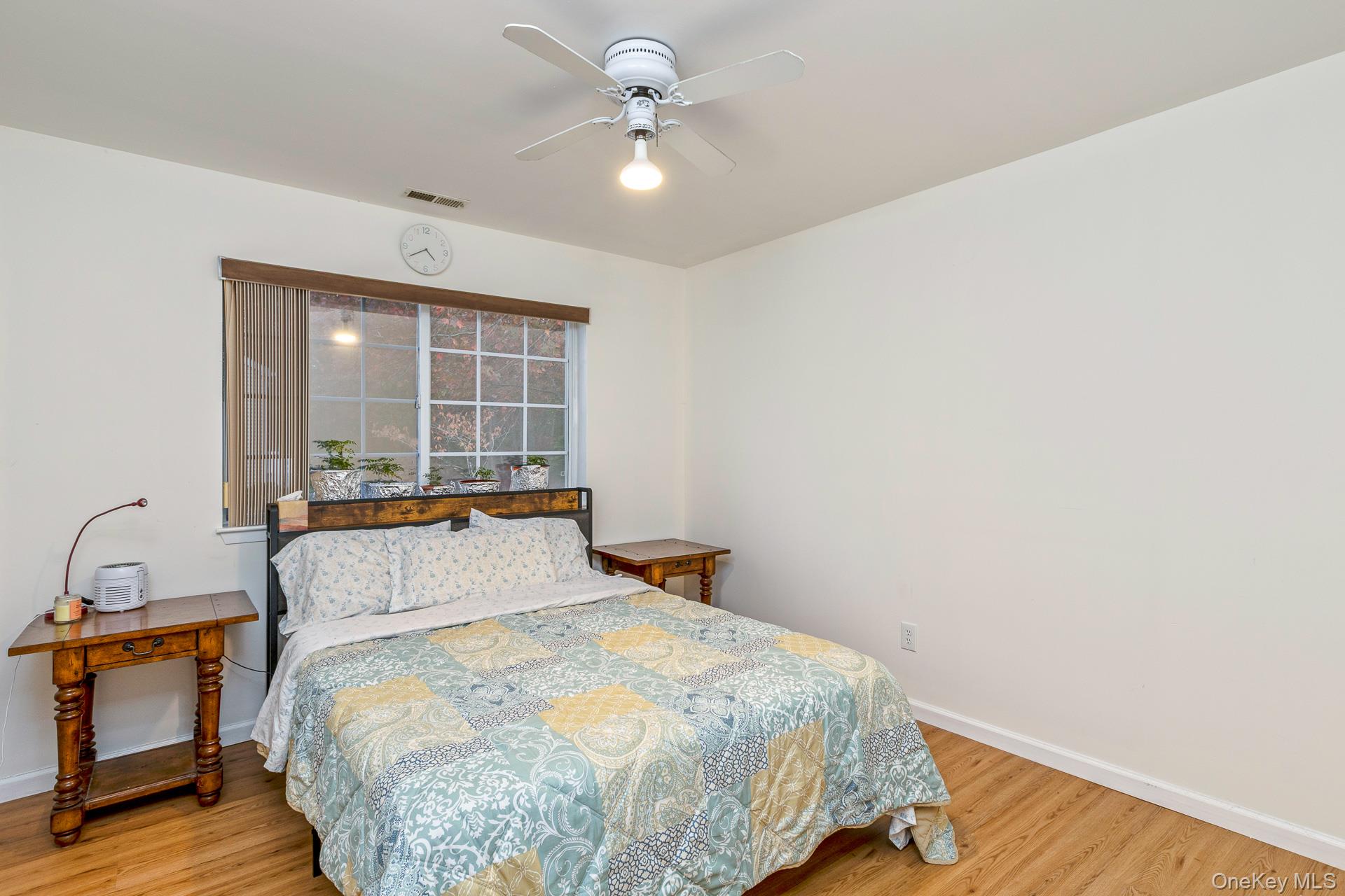 #14 photo, 349 Colonial Circle, サフォーク郡 Manorville , NY 11949