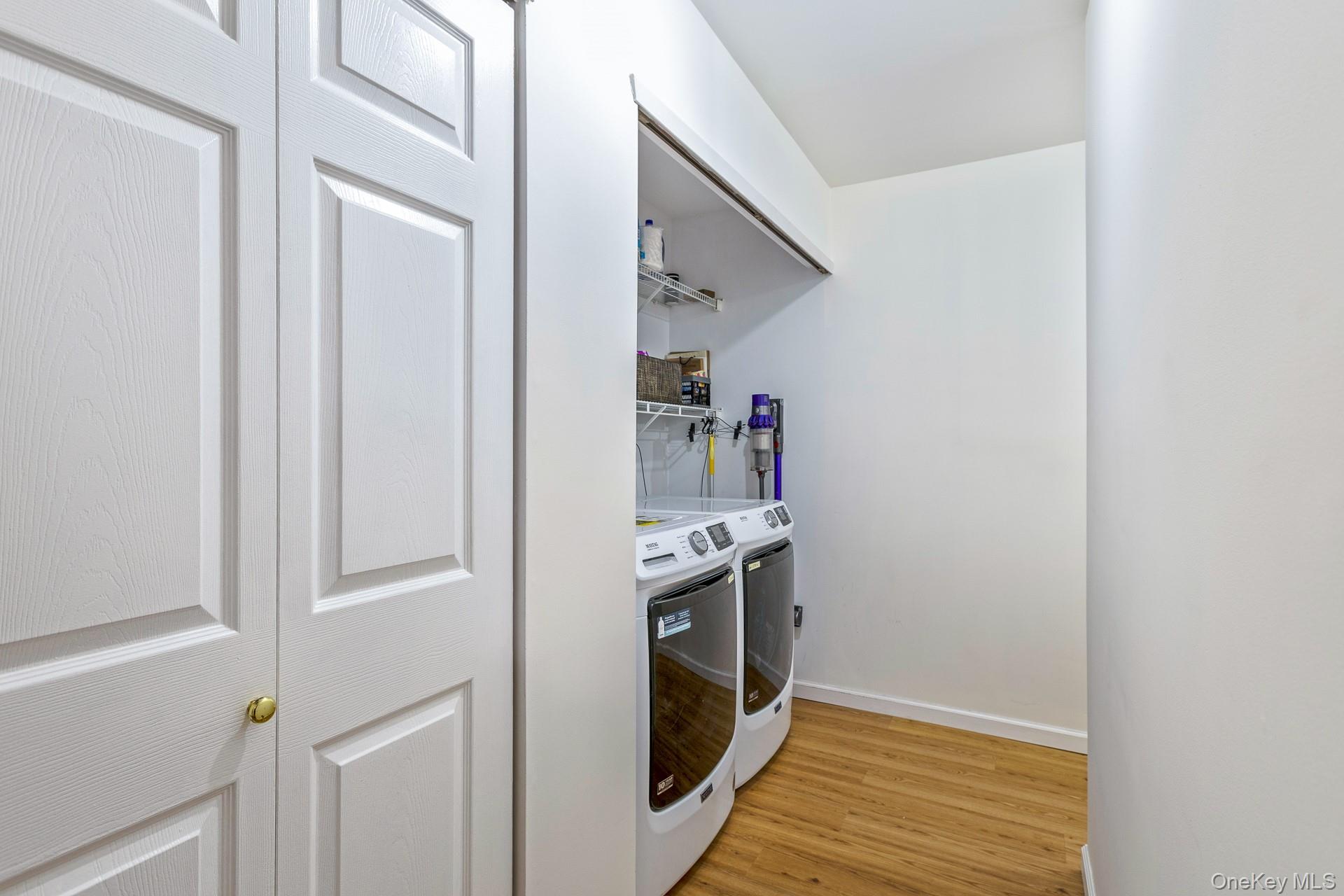 #20 photo, 349 Colonial Circle, サフォーク郡 Manorville , NY 11949