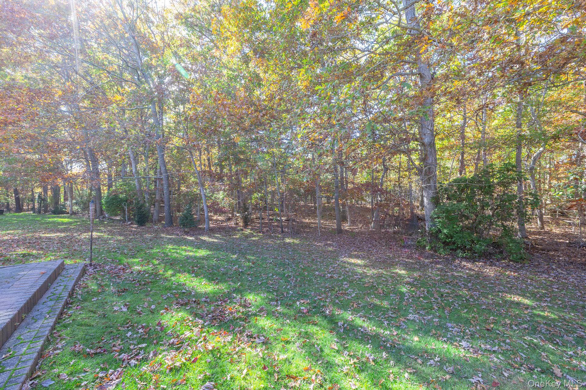 #29 photo, 349 Colonial Circle, サフォーク郡 Manorville , NY 11949