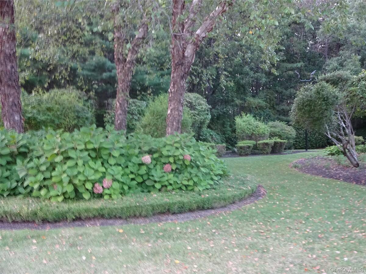 #39 photo, 349 Colonial Circle, サフォーク郡 Manorville , NY 11949