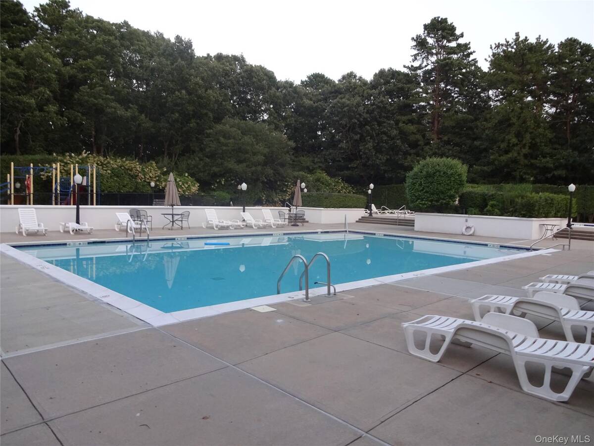 #43 photo, 349 Colonial Circle, サフォーク郡 Manorville , NY 11949