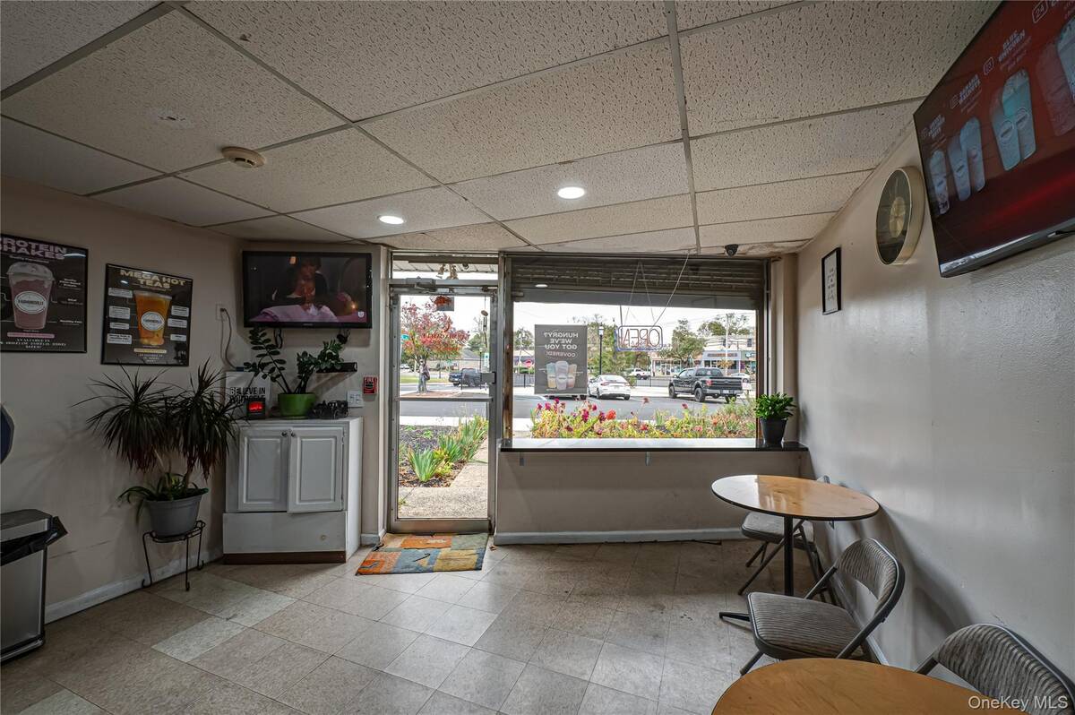 #12 photo, 19 Granny Road, サフォーク郡 Farmingville , NY 11738