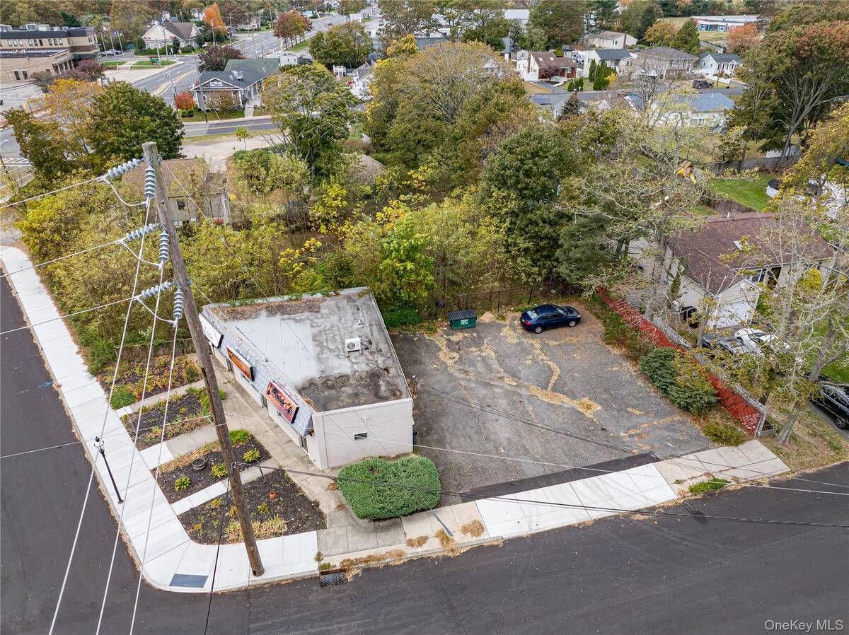 #14 photo, 19 Granny Road, サフォーク郡 Farmingville , NY 11738