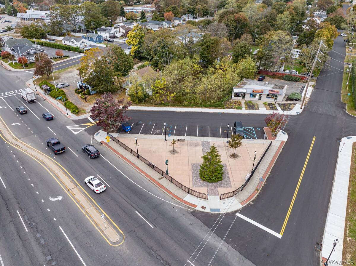 #15 photo, 19 Granny Road, サフォーク郡 Farmingville , NY 11738