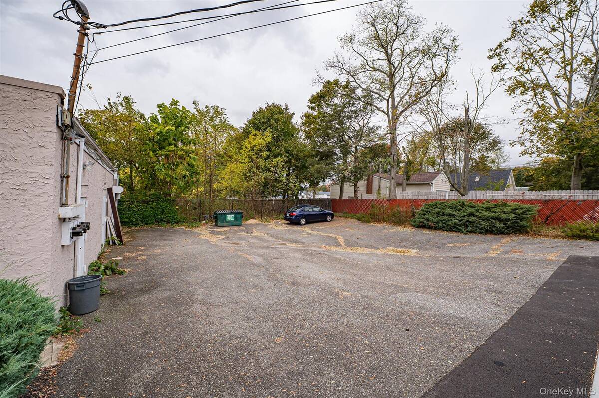 #5 photo, 19 Granny Road, サフォーク郡 Farmingville , NY 11738