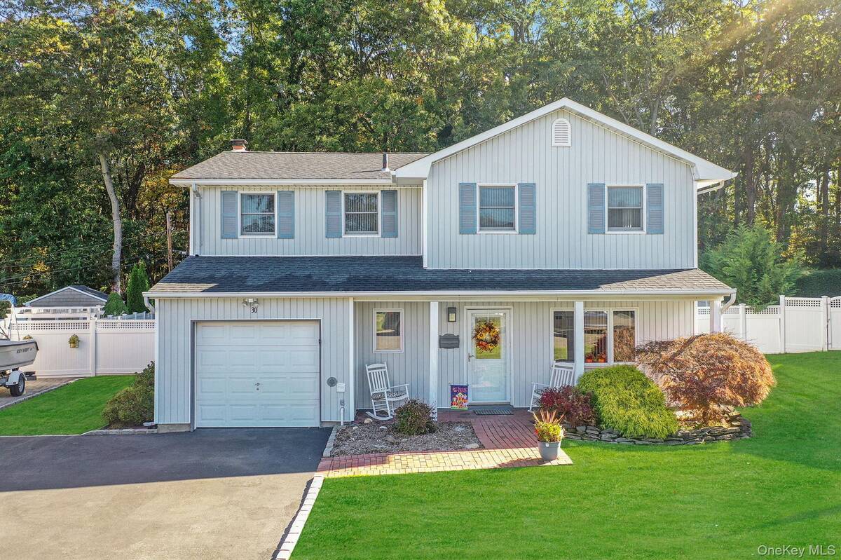 #1 photo, 30 Magellan Avenue, Kings Park , NY 11754