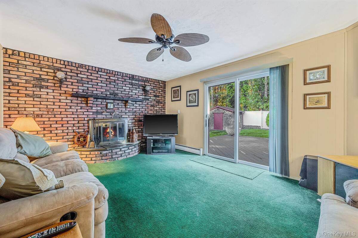 #12 photo, 30 Magellan Avenue, Kings Park , NY 11754