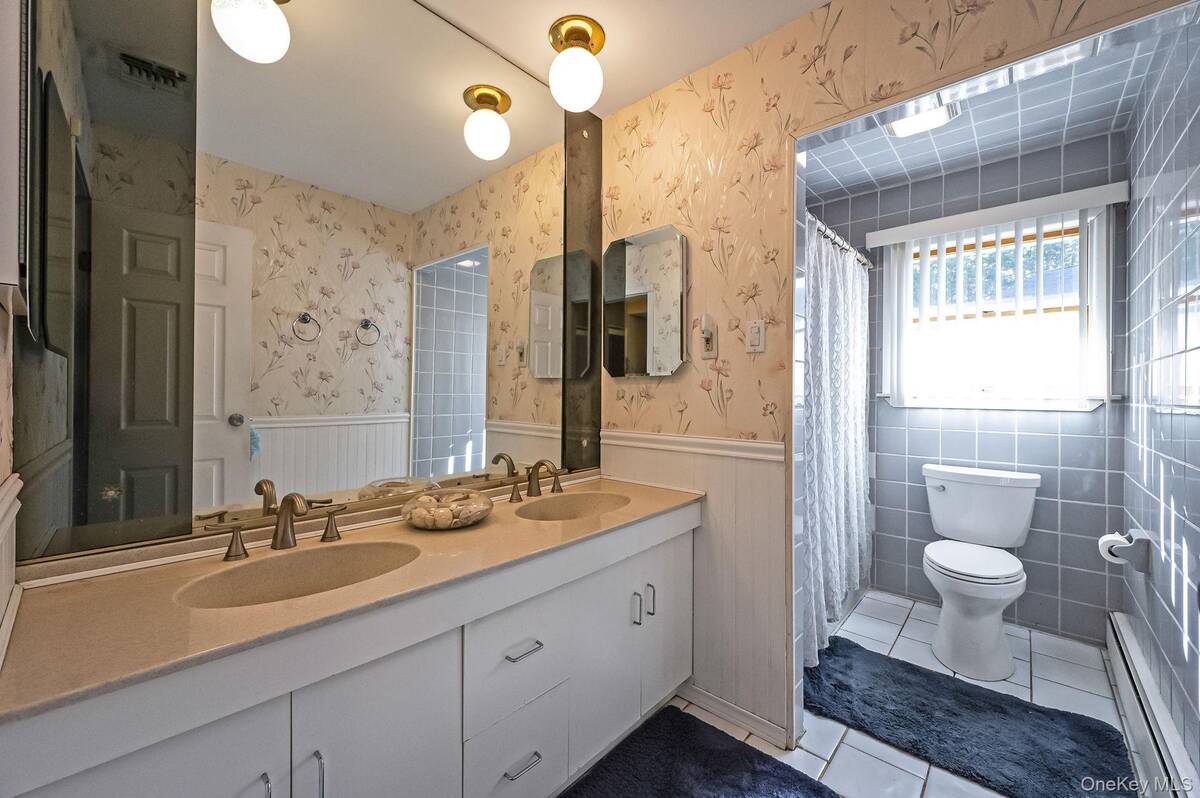 #17 photo, 30 Magellan Avenue, Kings Park , NY 11754