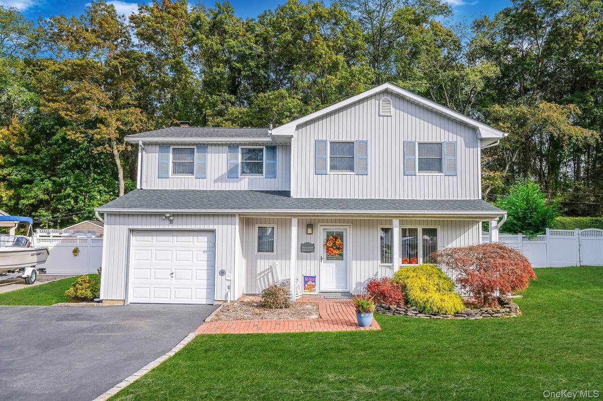 #2 photo, 30 Magellan Avenue, Kings Park , NY 11754