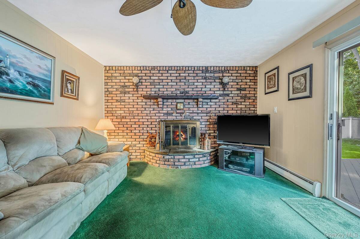 #8 photo, 30 Magellan Avenue, Kings Park , NY 11754