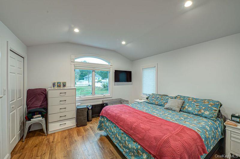 #11 photo, 219 Litchfield Avenue, サフォーク郡 Babylon , NY 11702