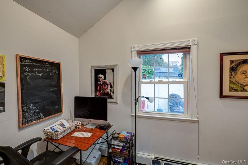 #14 photo, 219 Litchfield Avenue, サフォーク郡 Babylon , NY 11702