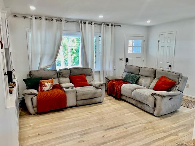 #3 photo, 152 Mill Road, サフォーク郡 Riverhead , NY 11901