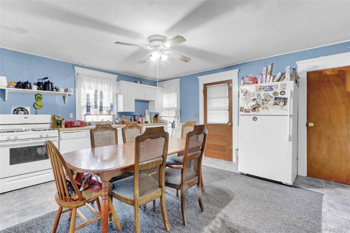 #7 photo, 60 Lincoln Avenue, サフォーク郡 Sayville , NY 11782