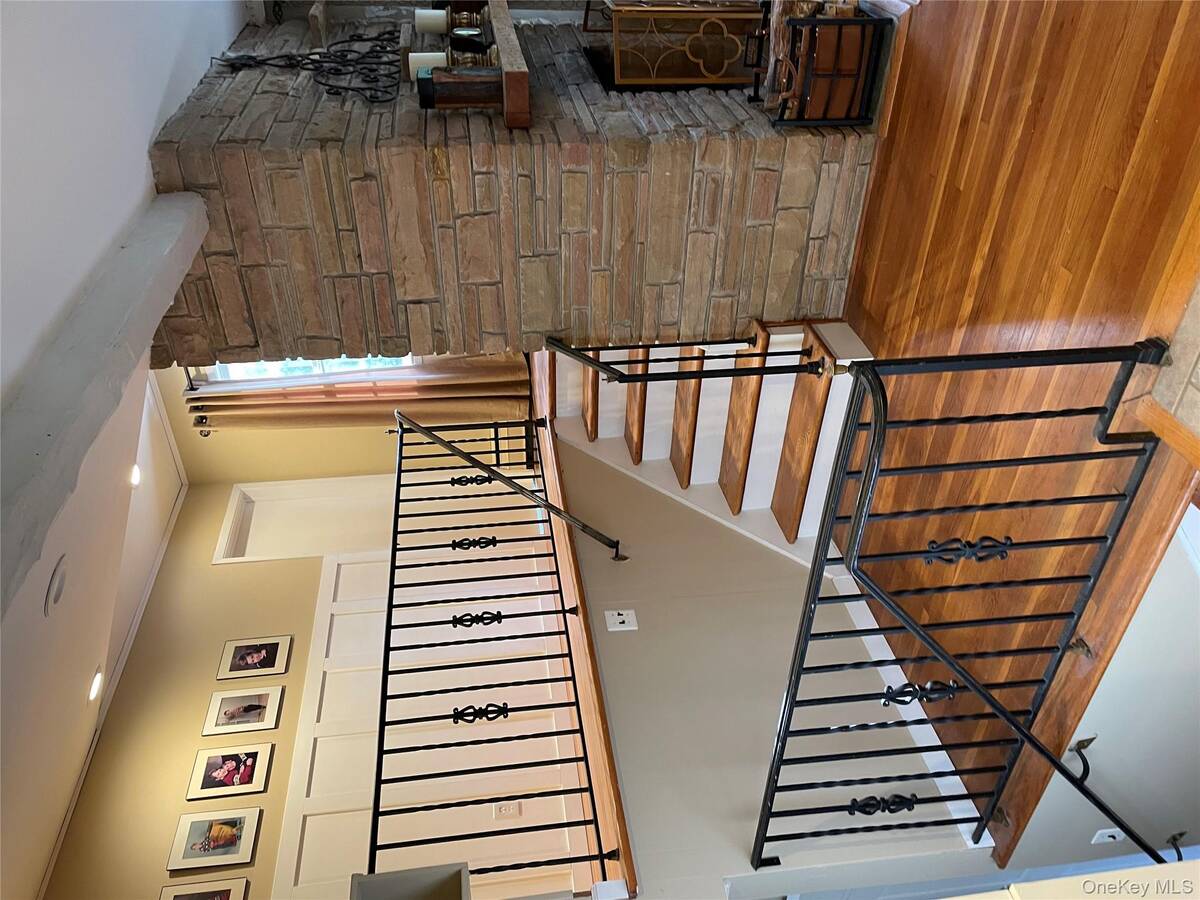 #6 photo, 300 Washington Drive, サフォーク郡 Centerport , NY 11721