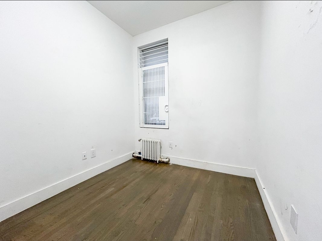 #4 photo, New York City, マンハッタン Washington Heights , NY 10032