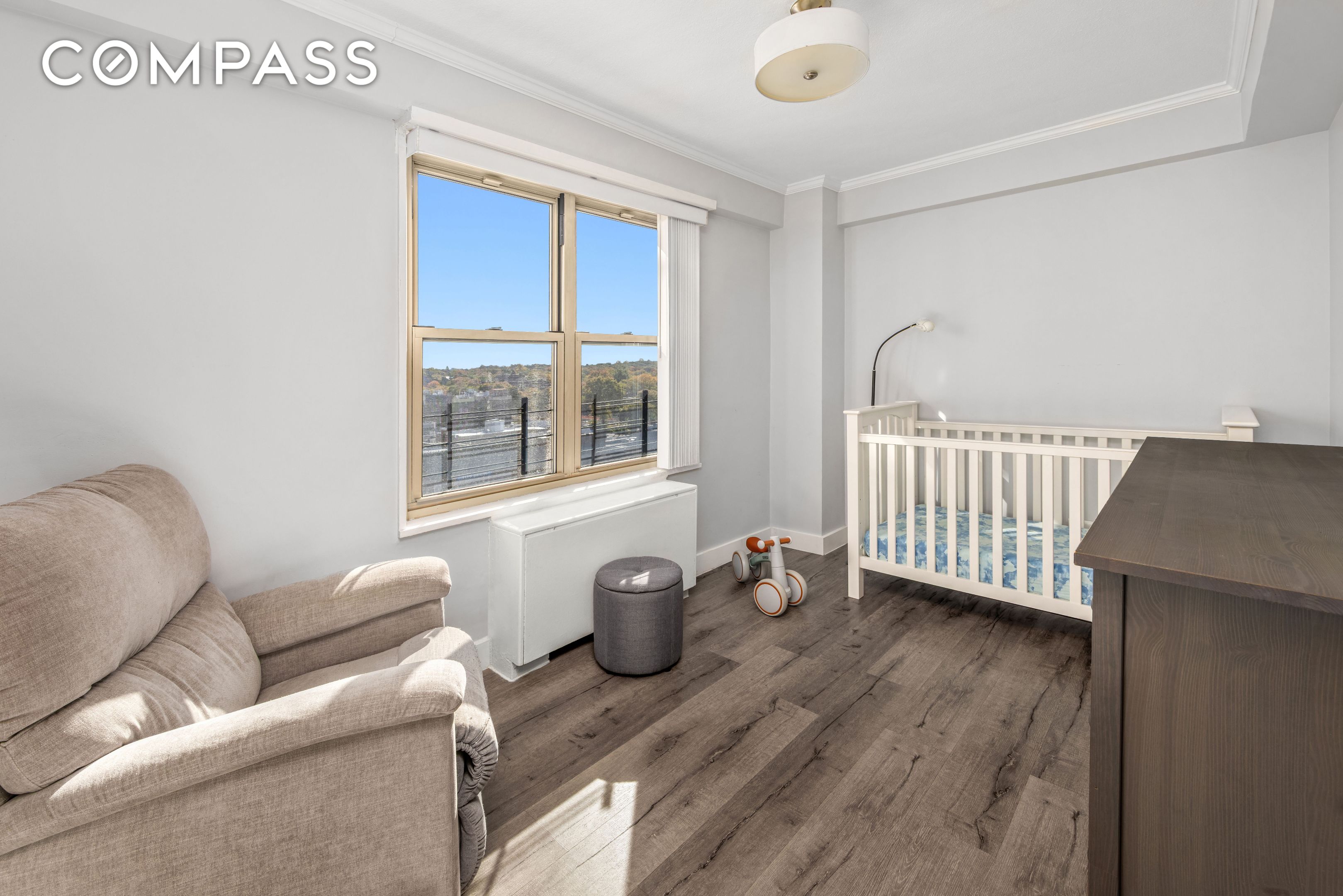 #6 photo, 107-40 Queens Boulevard, クイーンズ区 Forest Hills , NY 11375