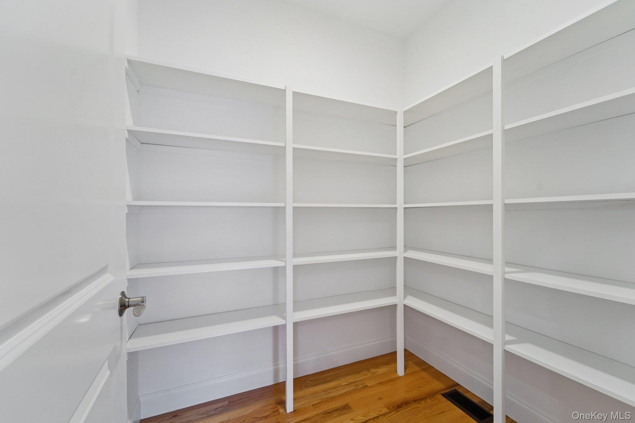 #14 photo, 255 Congers Road, New City , NY 10956