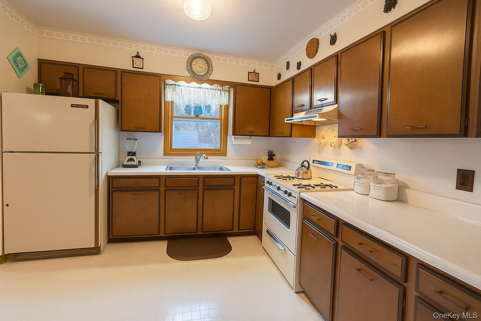 #16 photo, 14 Knox Avenue, Middletown , NY 10940