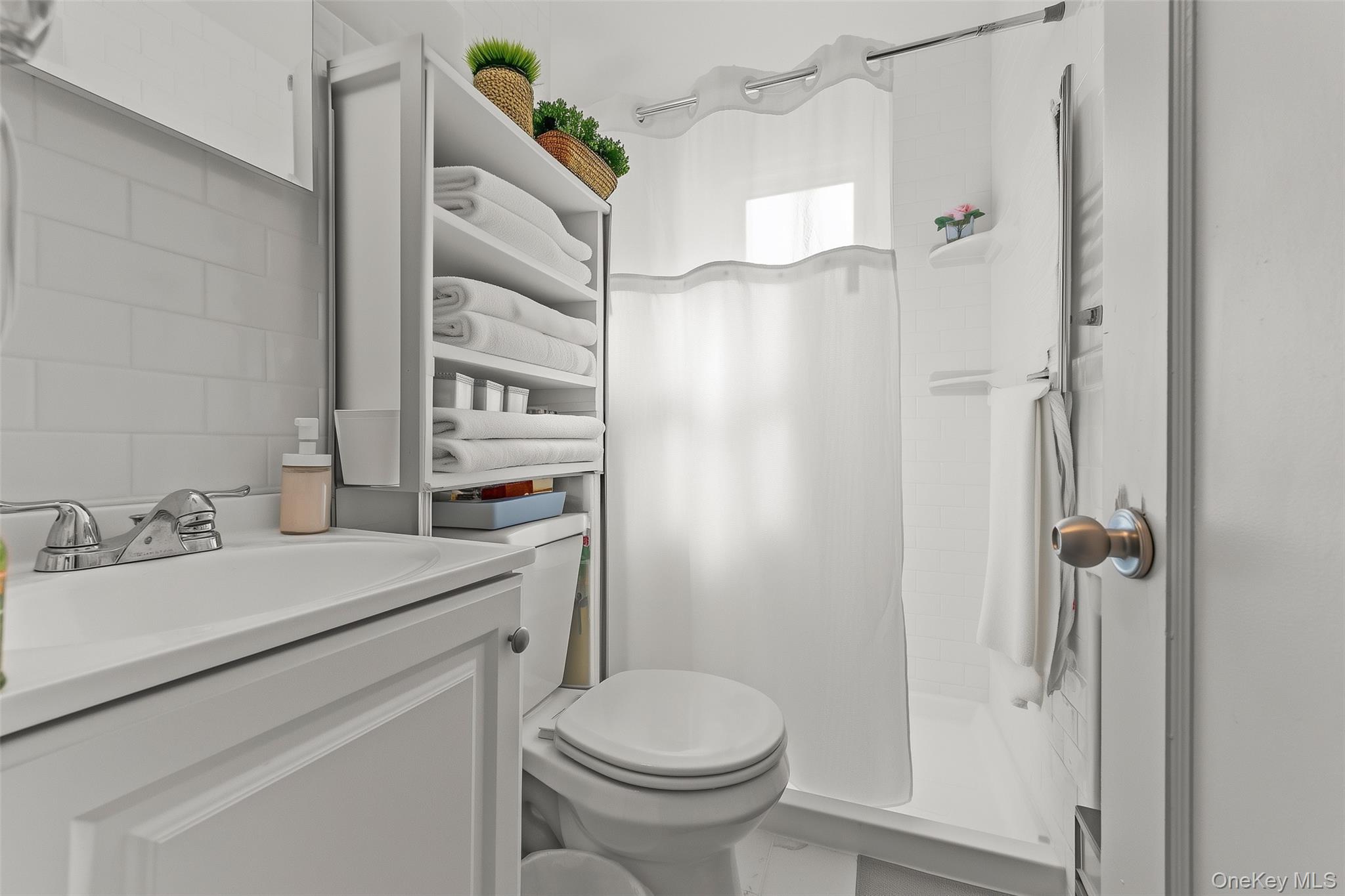 #10 photo, 151-26 20th Avenue, クイーンズ区 Whitestone , NY 11357