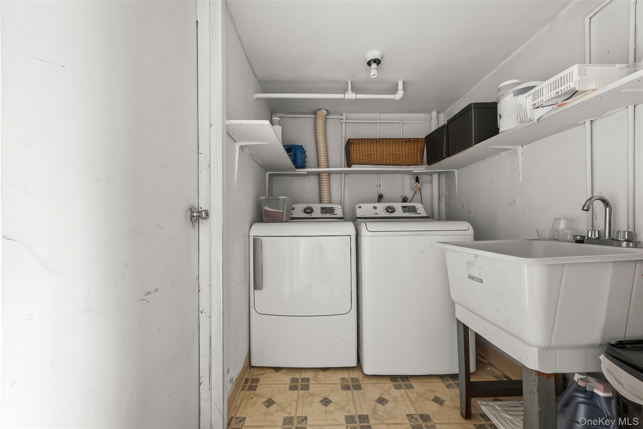 #11 photo, 151-26 20th Avenue, クイーンズ区 Whitestone , NY 11357