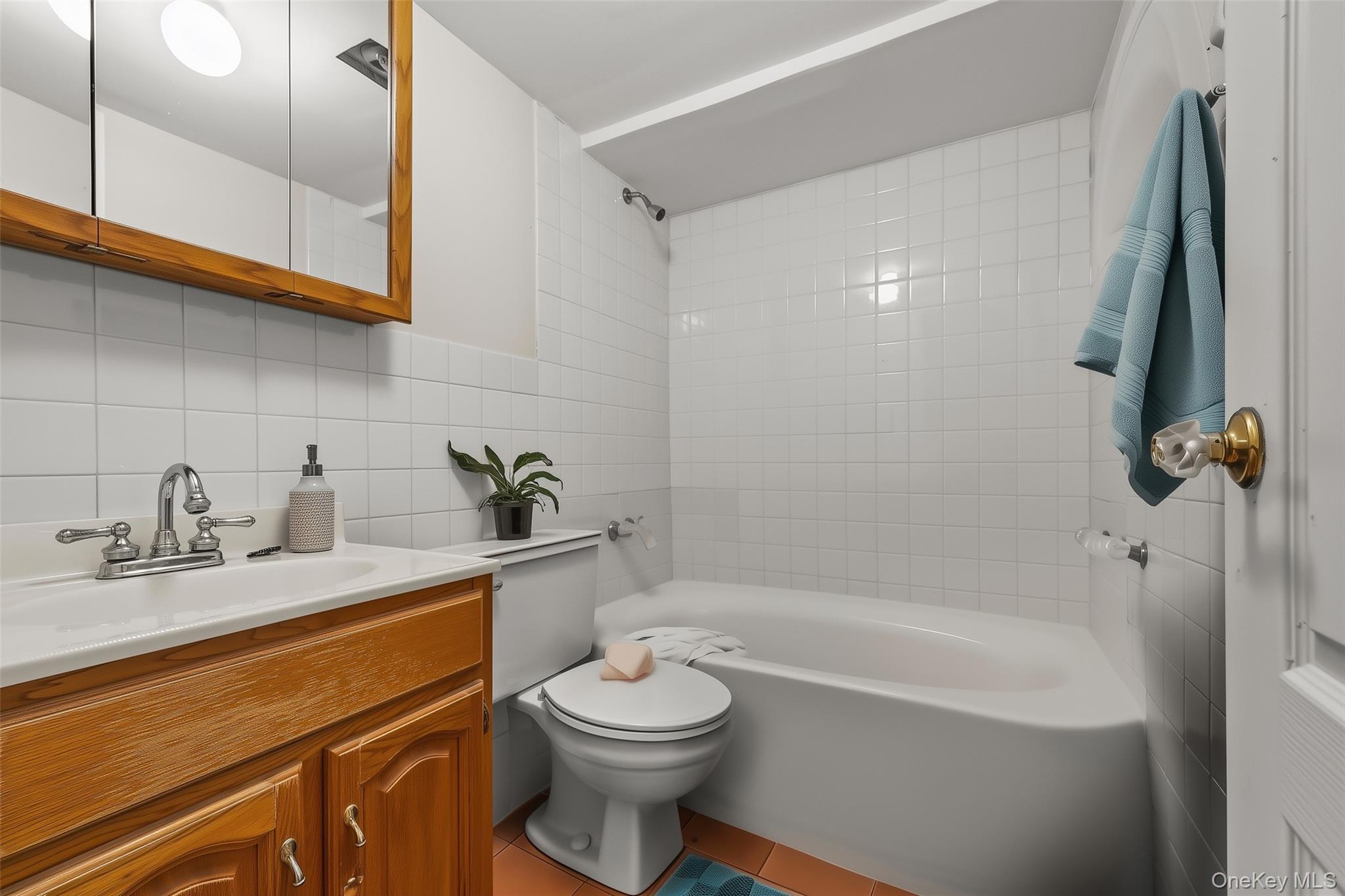 #12 photo, 151-26 20th Avenue, クイーンズ区 Whitestone , NY 11357