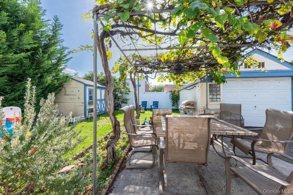 #16 photo, 151-26 20th Avenue, クイーンズ区 Whitestone , NY 11357