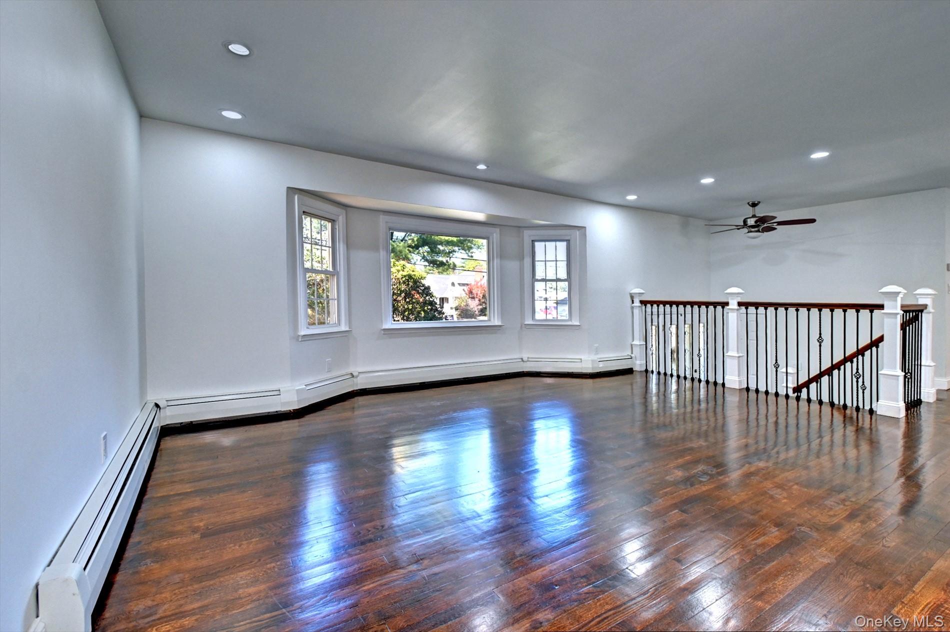 #3 photo, 8 Prairie Road, サフォーク郡 Huntington Station , NY 11746