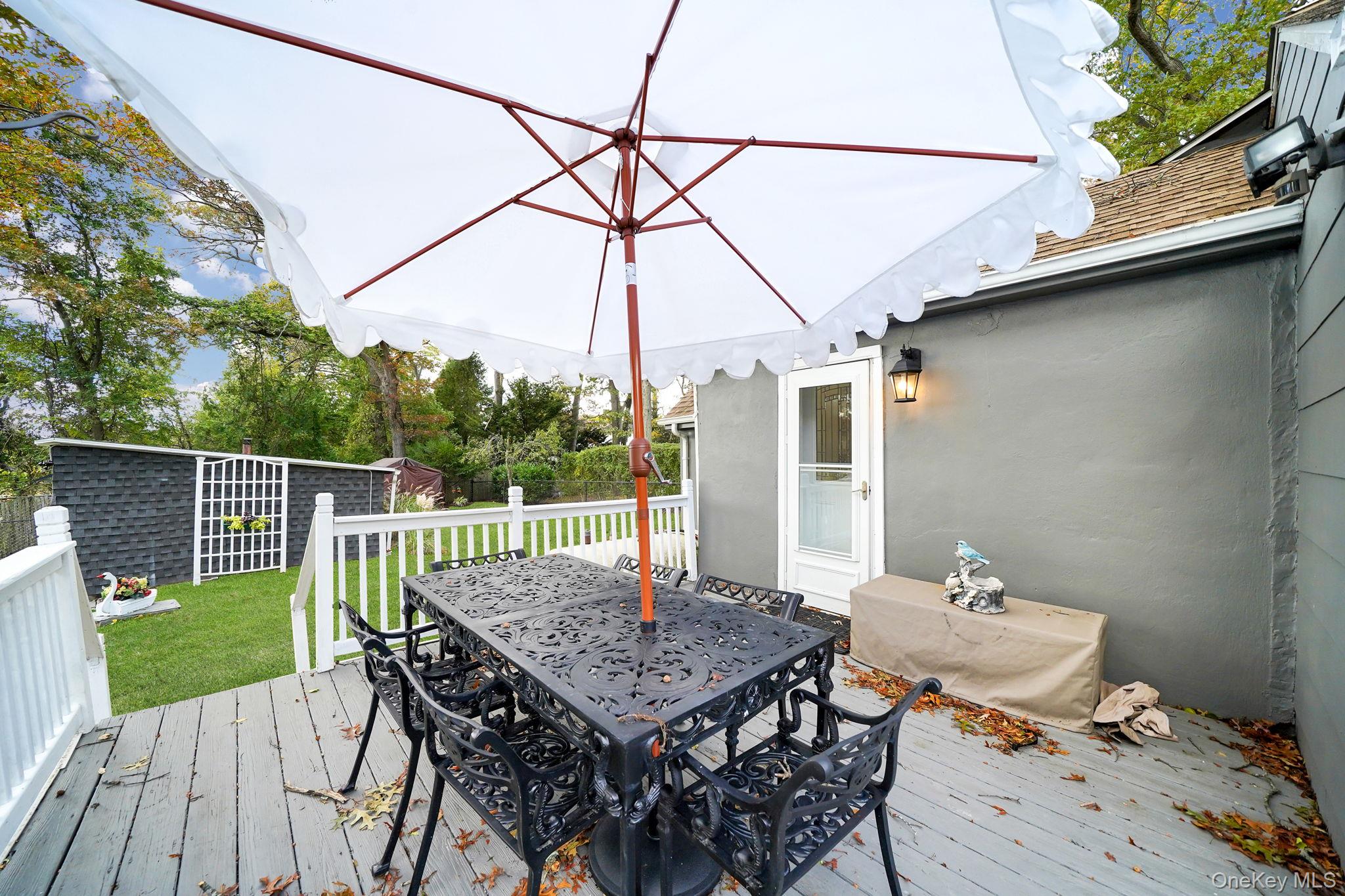 #11 photo, 10 Siracusa Boulevard, サフォーク郡 Smithtown , NY 11787