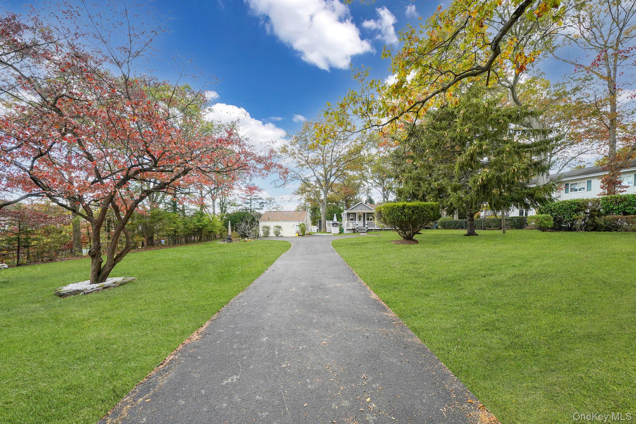 #3 photo, 10 Siracusa Boulevard, サフォーク郡 Smithtown , NY 11787