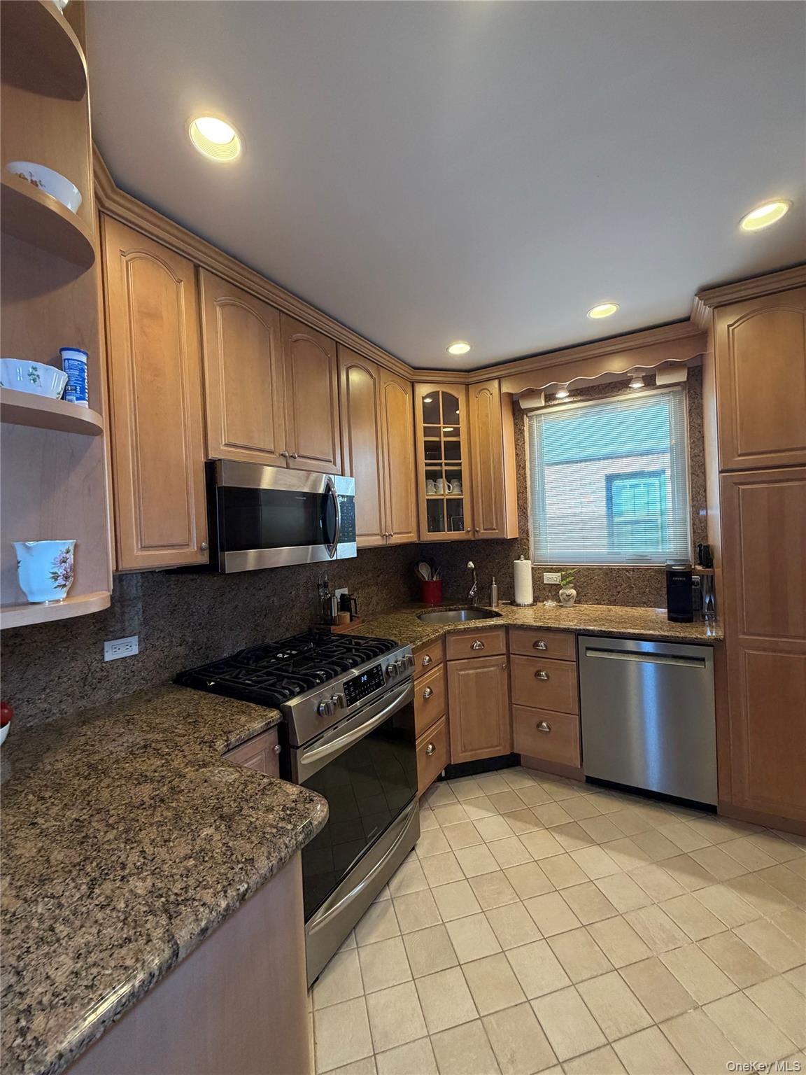 #10 photo, 5335 192nd Street, クイーンズ区 Fresh Meadows , NY 11365