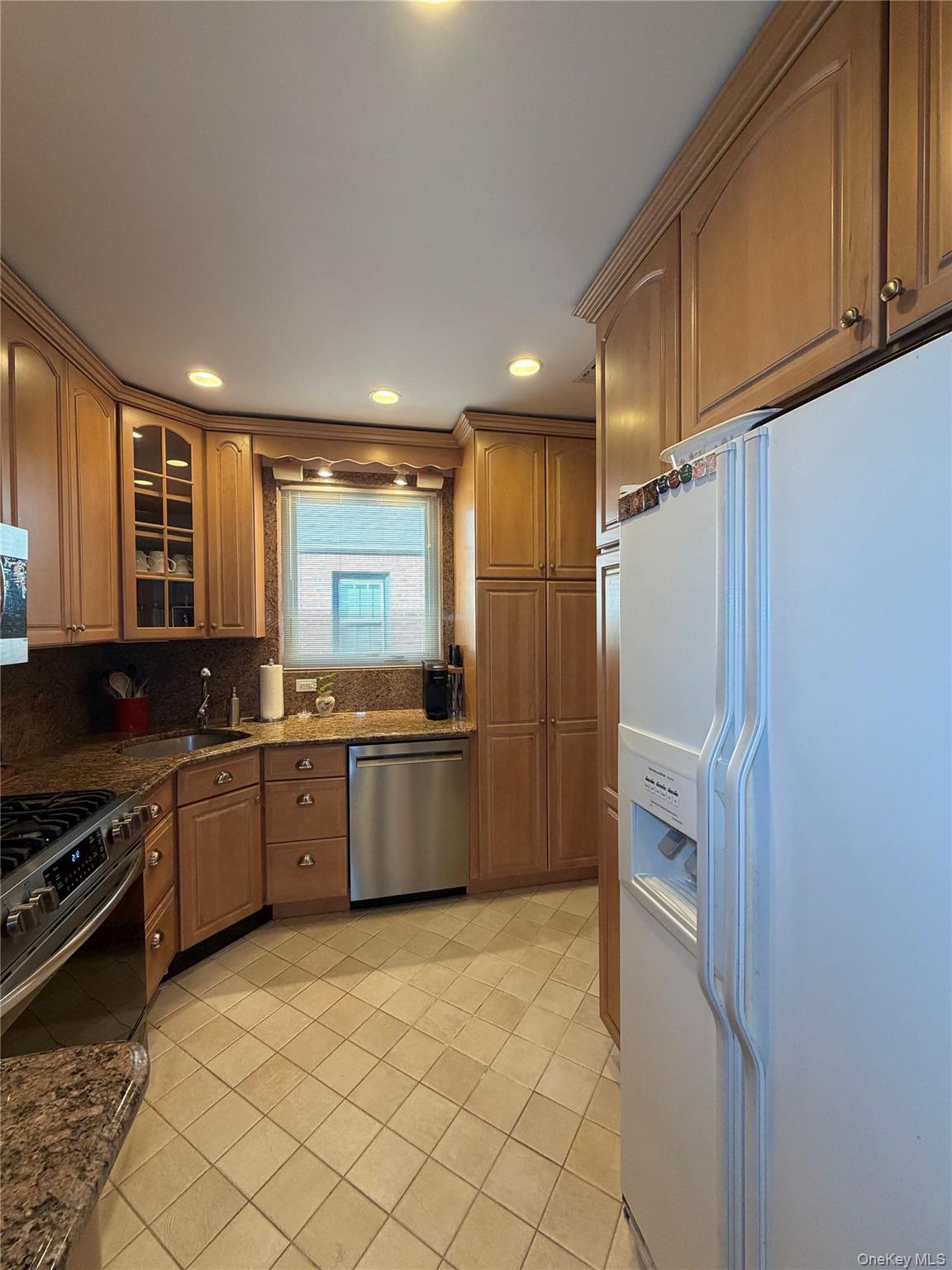 #11 photo, 5335 192nd Street, クイーンズ区 Fresh Meadows , NY 11365