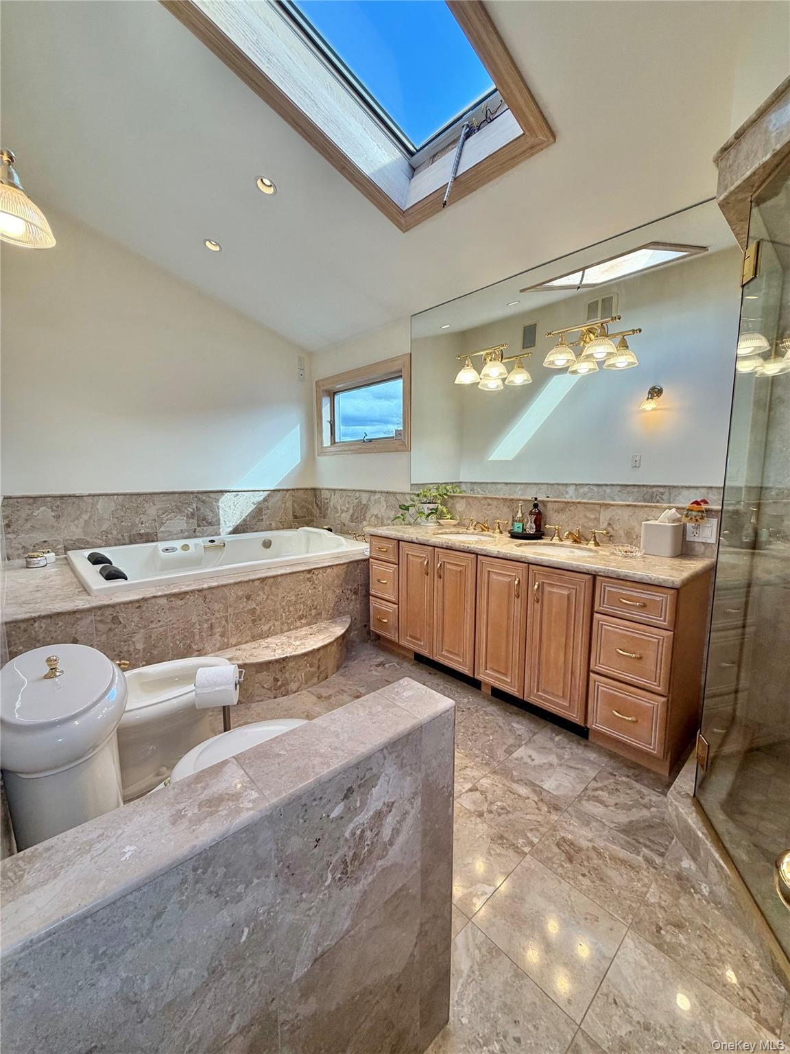 #14 photo, 5335 192nd Street, クイーンズ区 Fresh Meadows , NY 11365