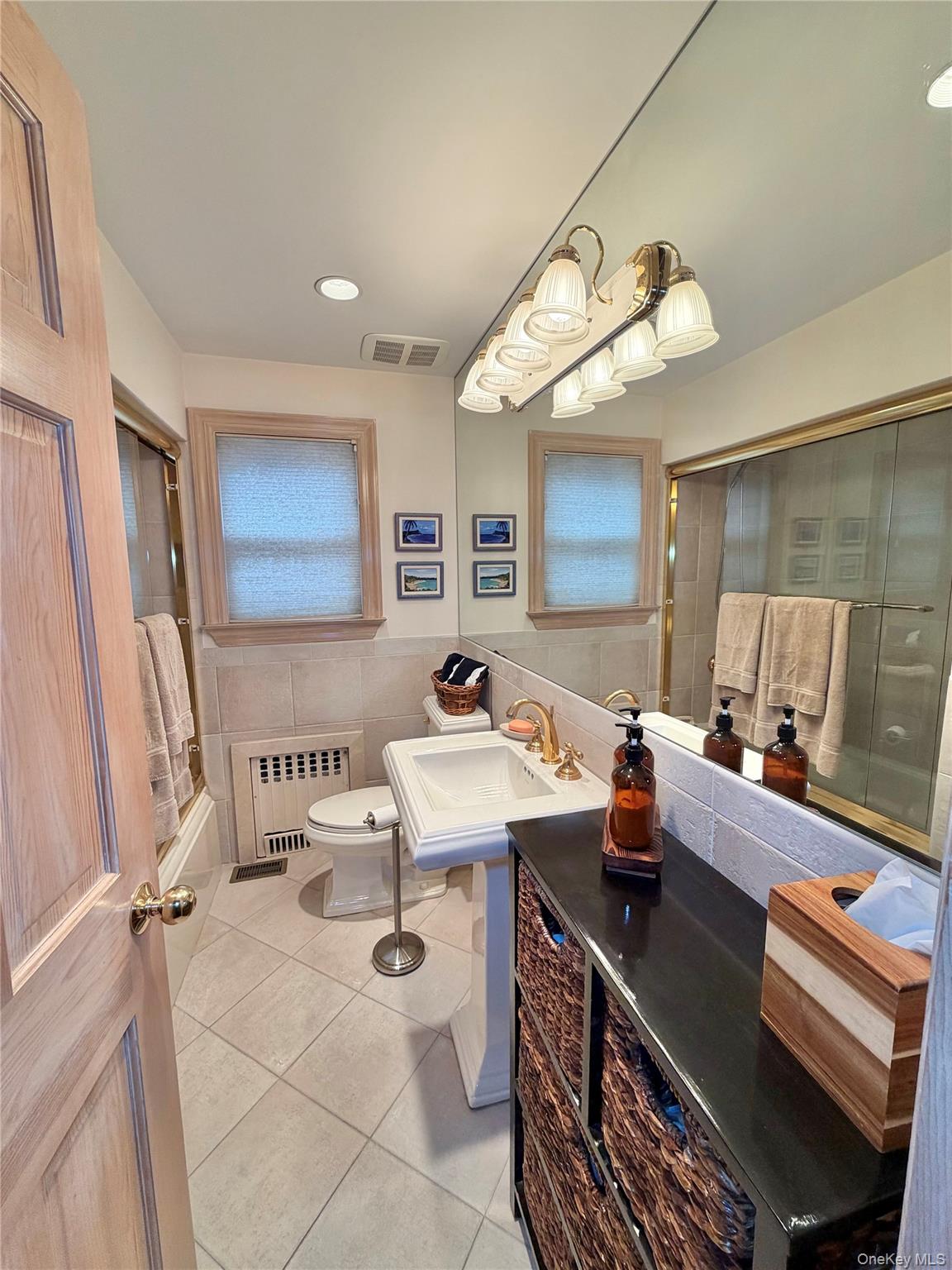 #3 photo, 5335 192nd Street, クイーンズ区 Fresh Meadows , NY 11365