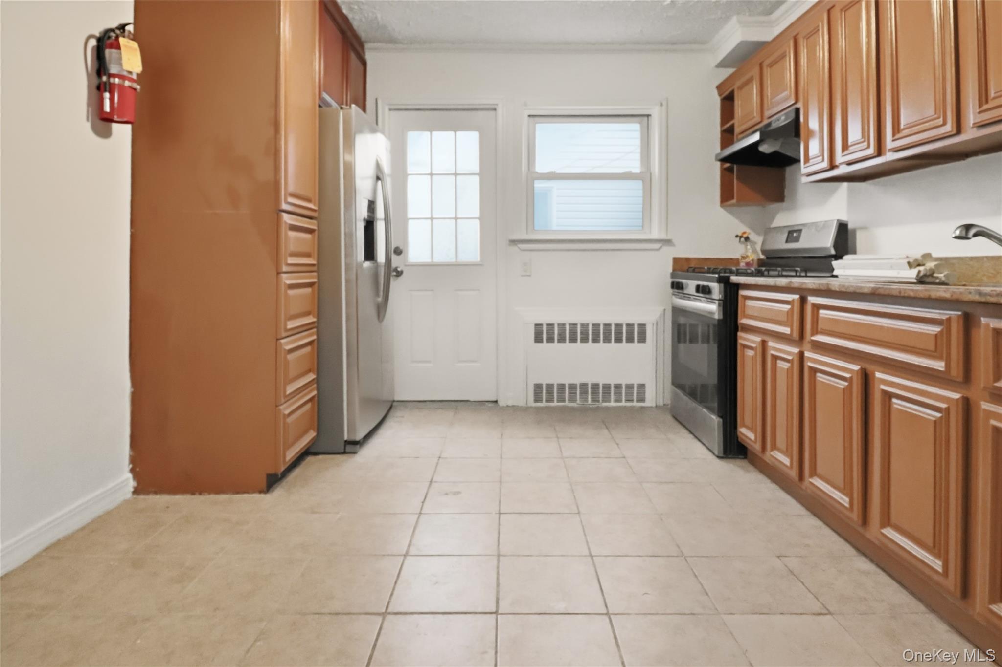 #10 photo, 229 E Hawthorne Avenue, ナッソー郡 Valley Stream , NY 11580