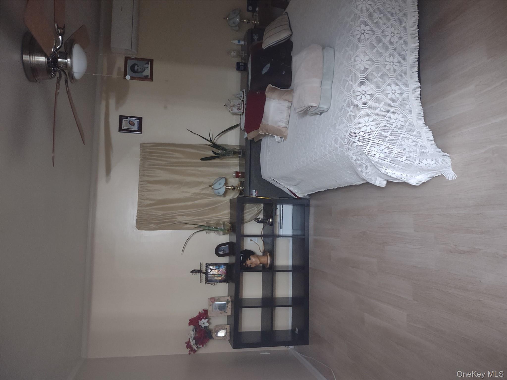 #11 photo, 19 Curve Lane, ナッソー郡 Levittown , NY 11756