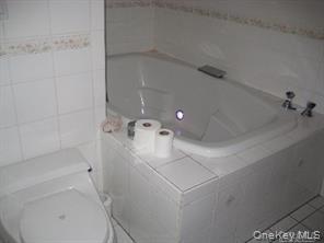 #13 photo, 19 Curve Lane, ナッソー郡 Levittown , NY 11756