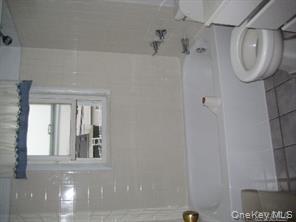 #17 photo, 19 Curve Lane, ナッソー郡 Levittown , NY 11756