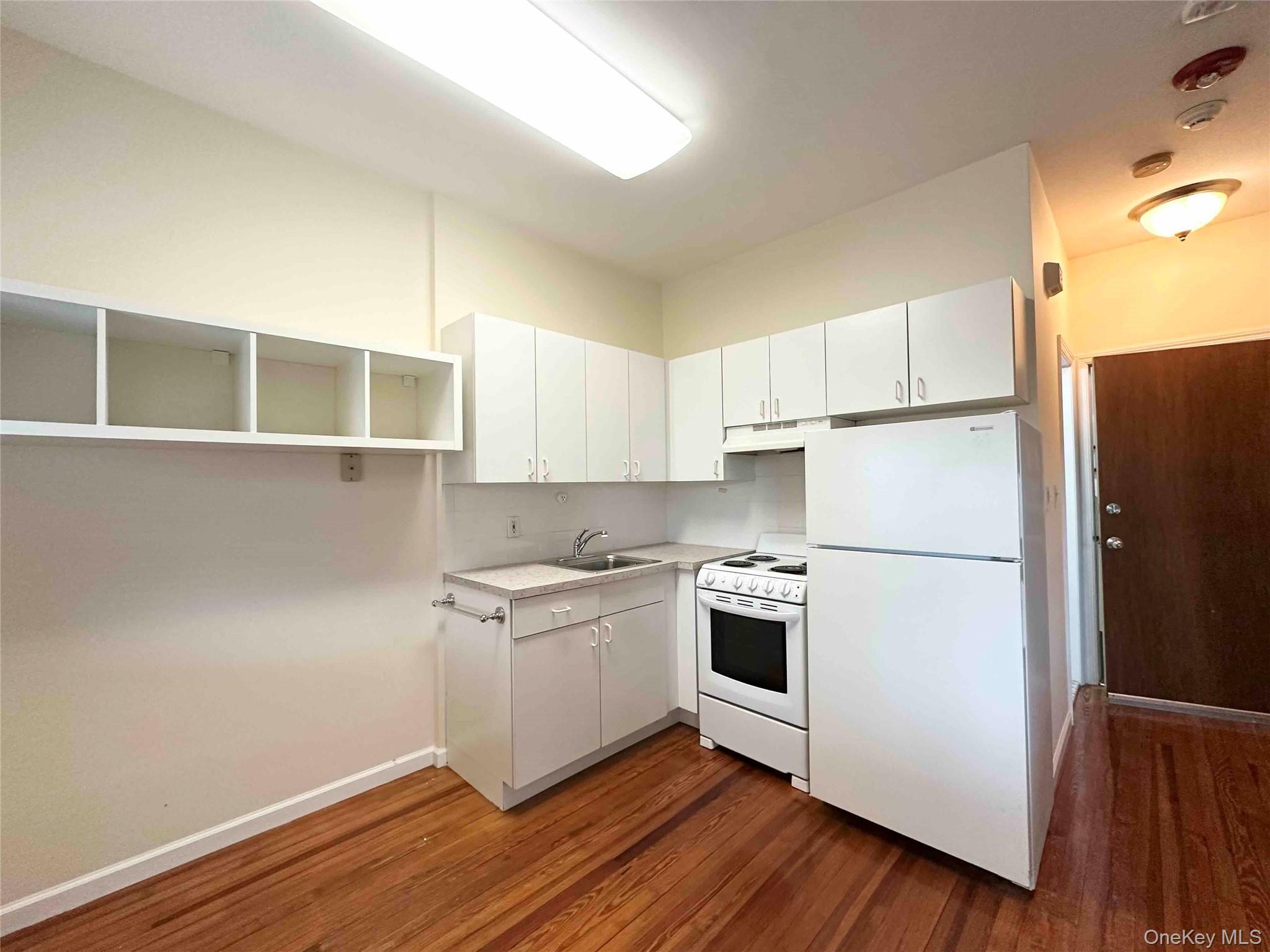 #3 photo, 503 Hicksville Road, ナッソー郡 Massapequa , NY 11758