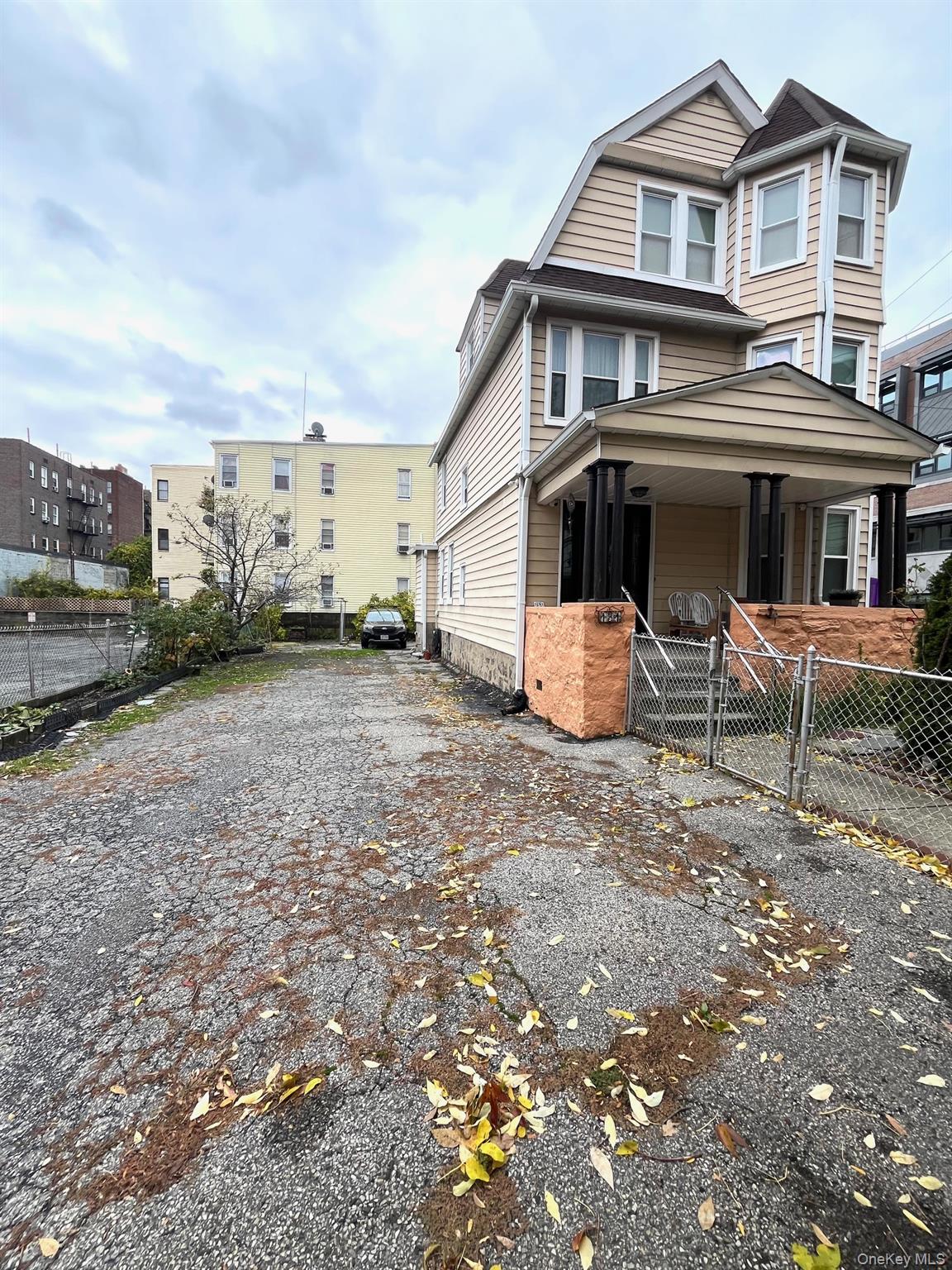 #3 photo, 131 McLean Avenue, Yonkers , NY 10705