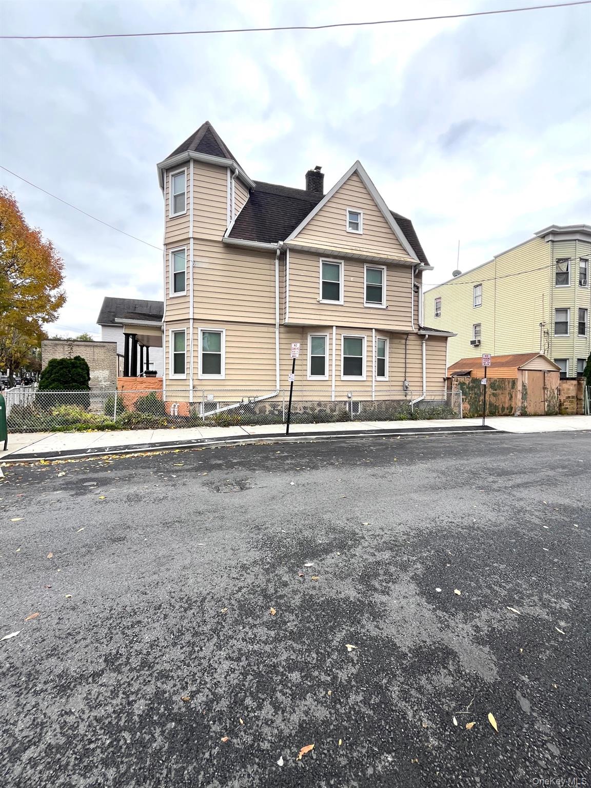 #6 photo, 131 McLean Avenue, Yonkers , NY 10705