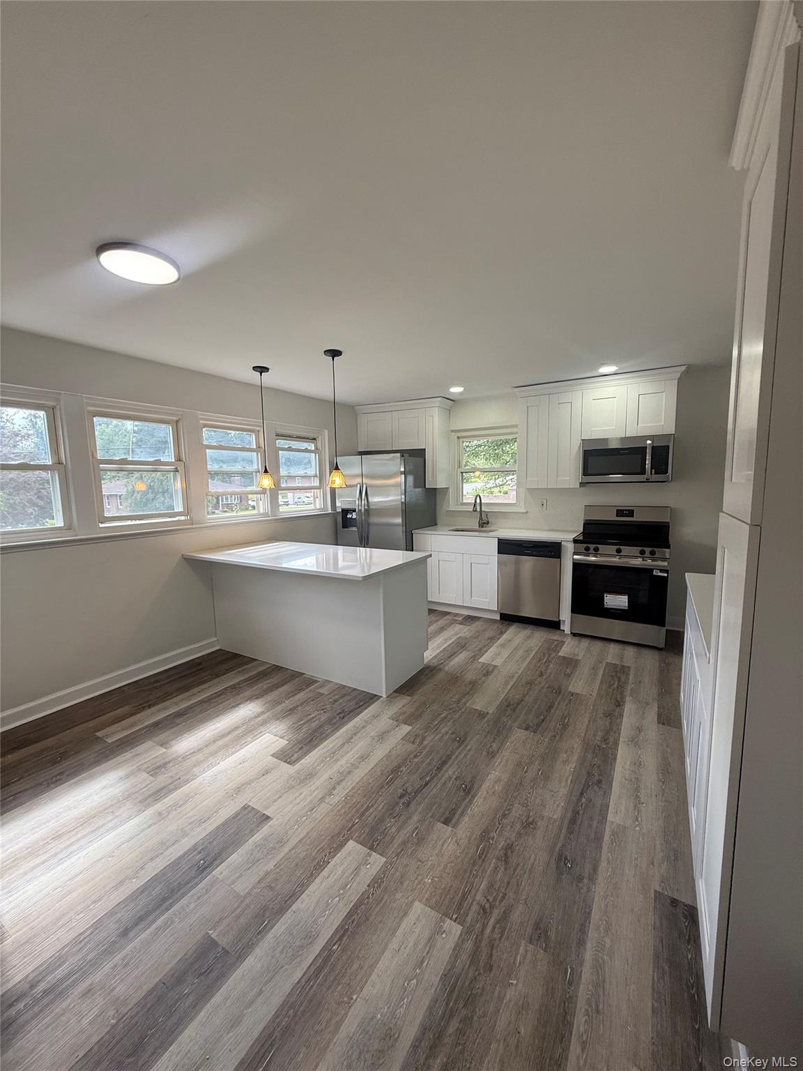 #3 photo, 11 Willow Lane, New Windsor , NY 12553